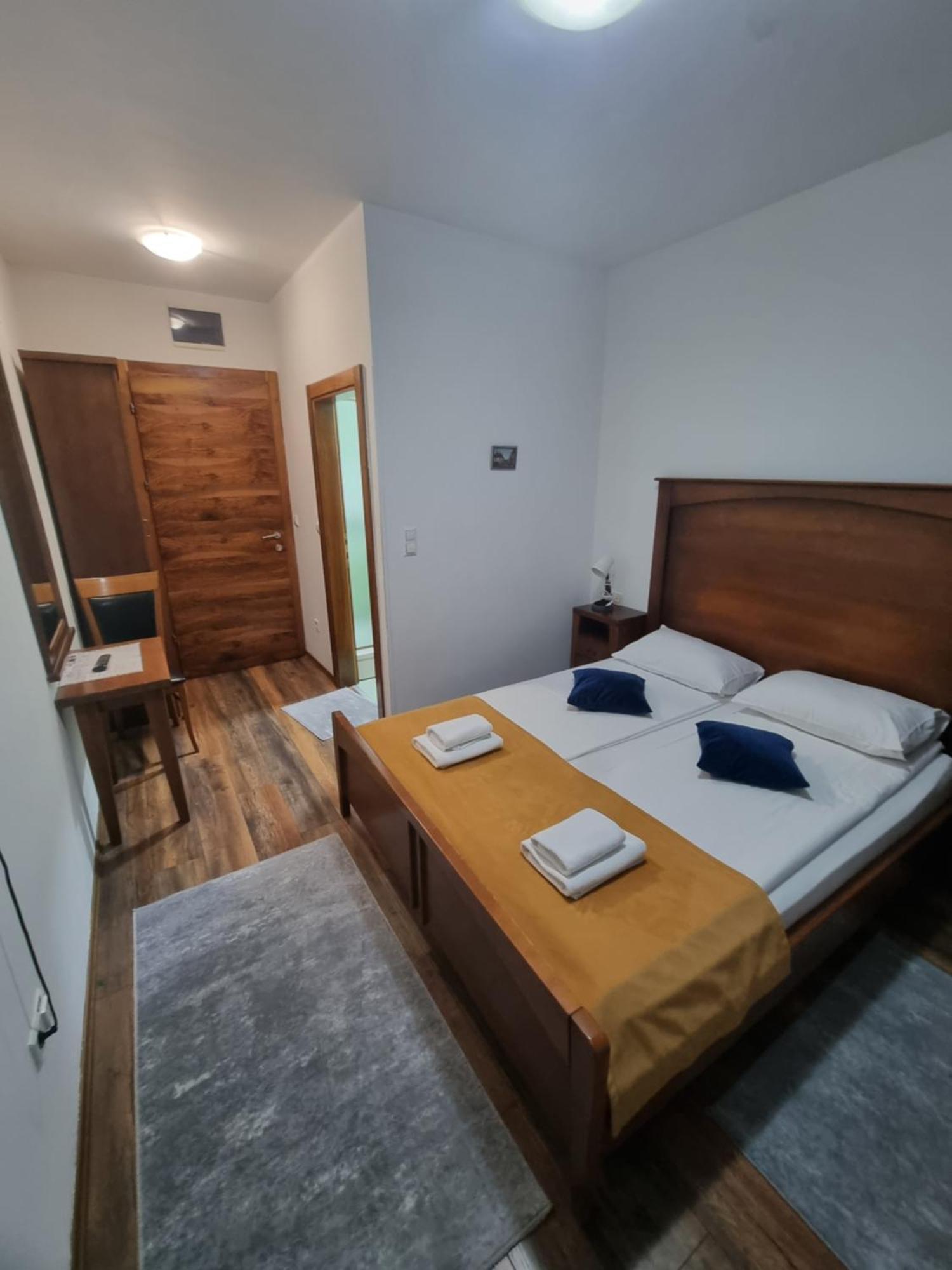 Hotel Paviljon Bihac Luaran gambar