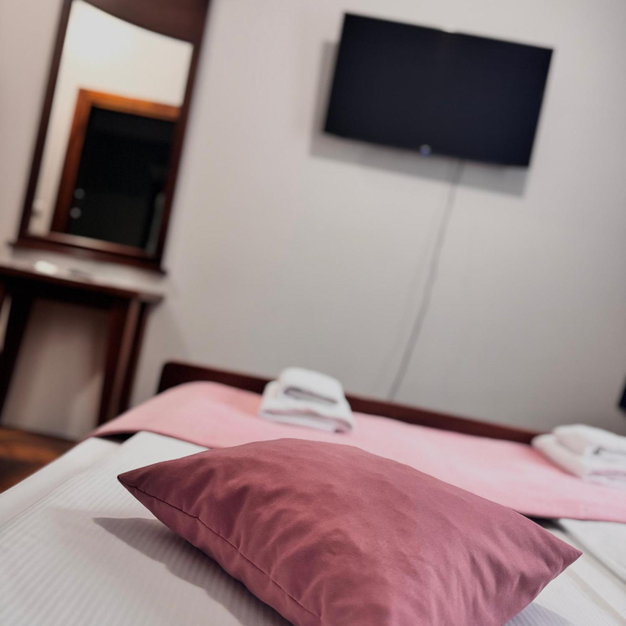 Hotel Paviljon Bihac Luaran gambar