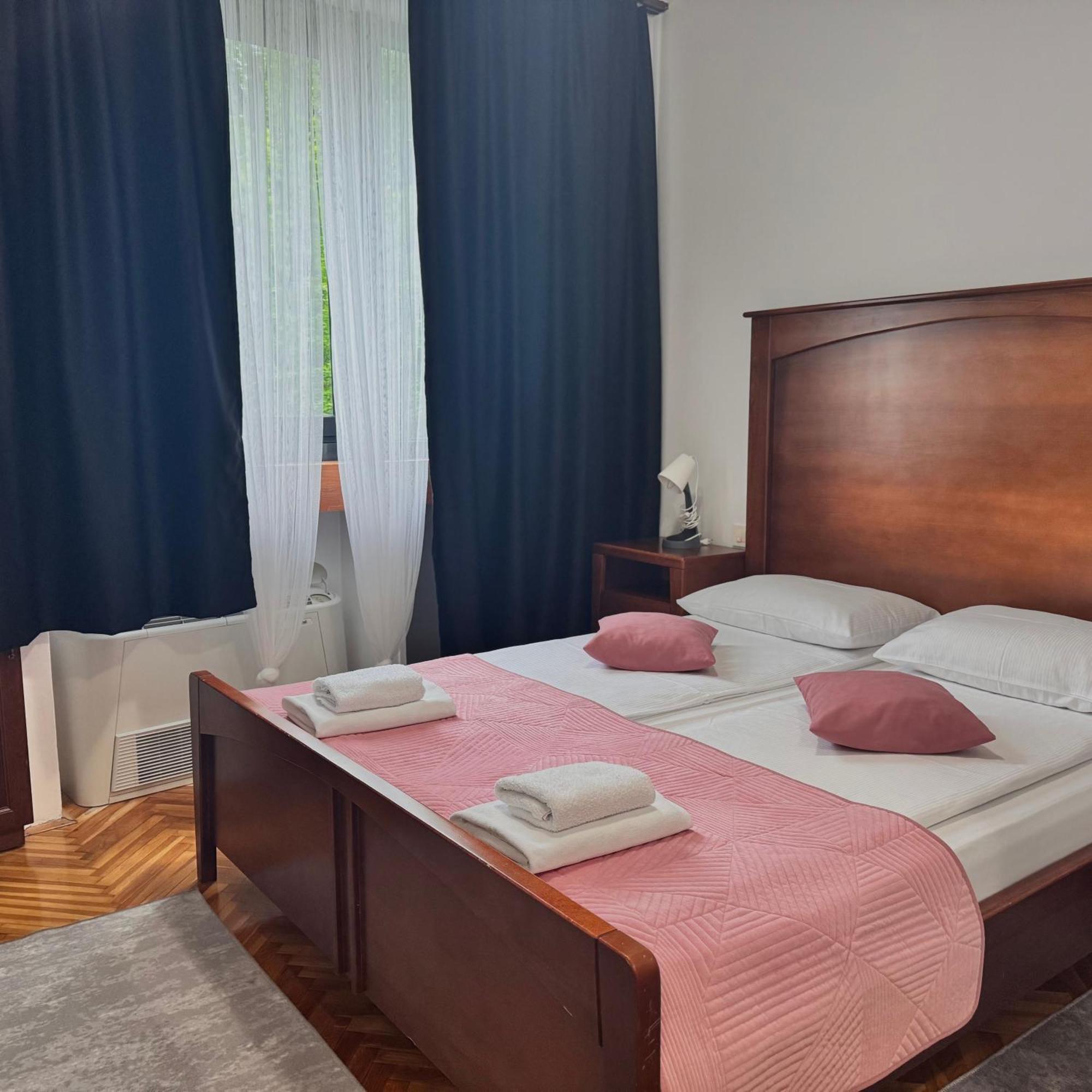 Hotel Paviljon Bihac Luaran gambar