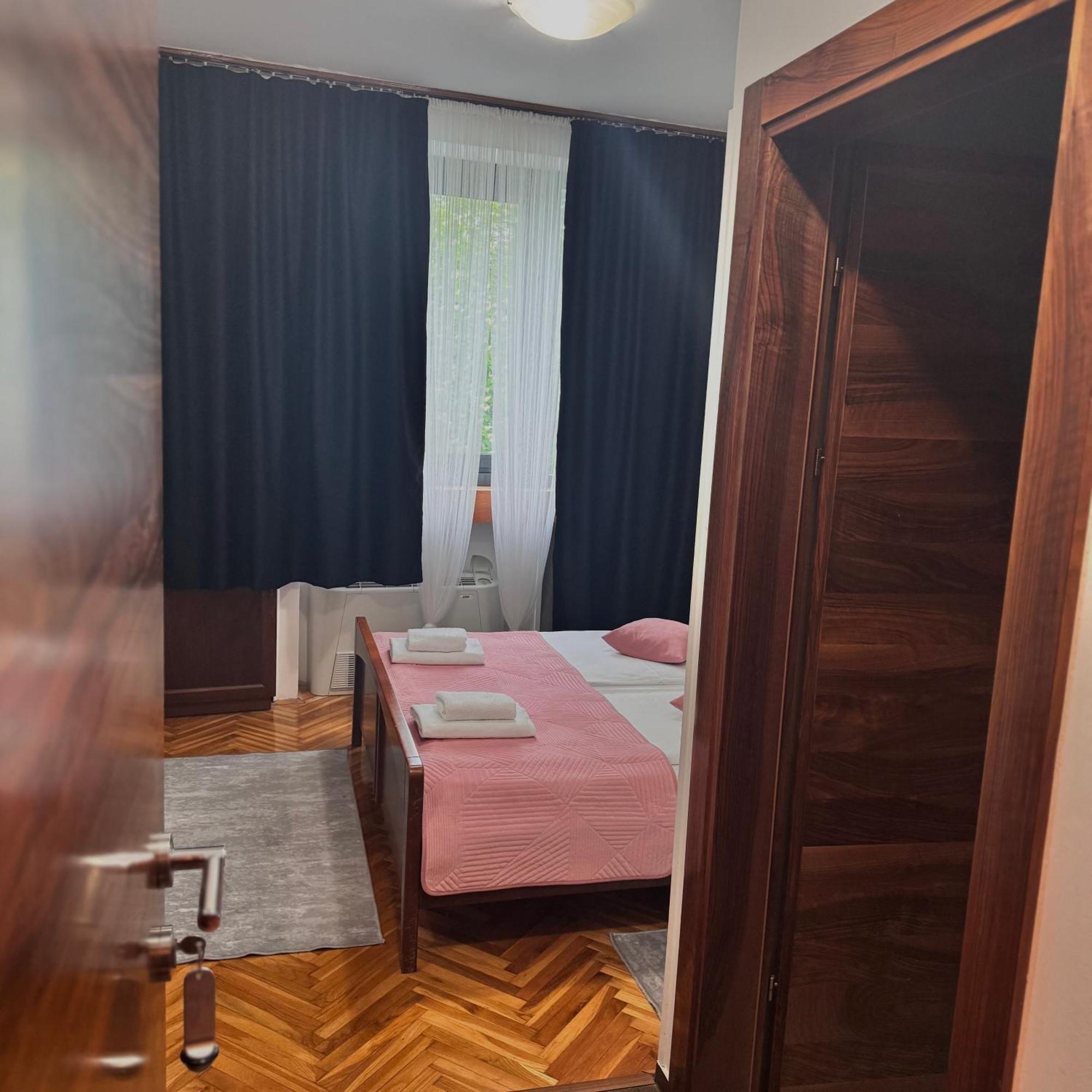 Hotel Paviljon Bihac Luaran gambar