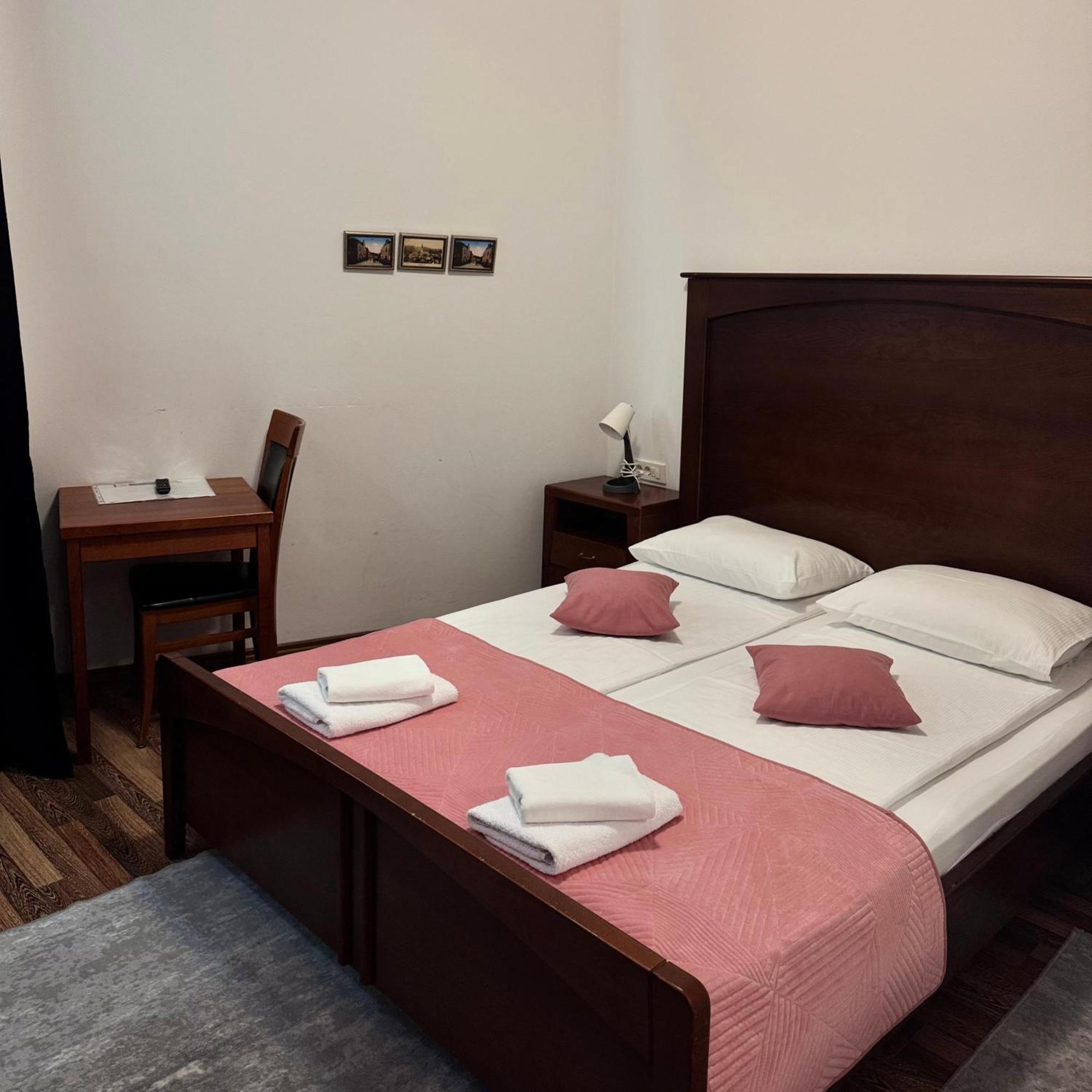Hotel Paviljon Bihac Luaran gambar