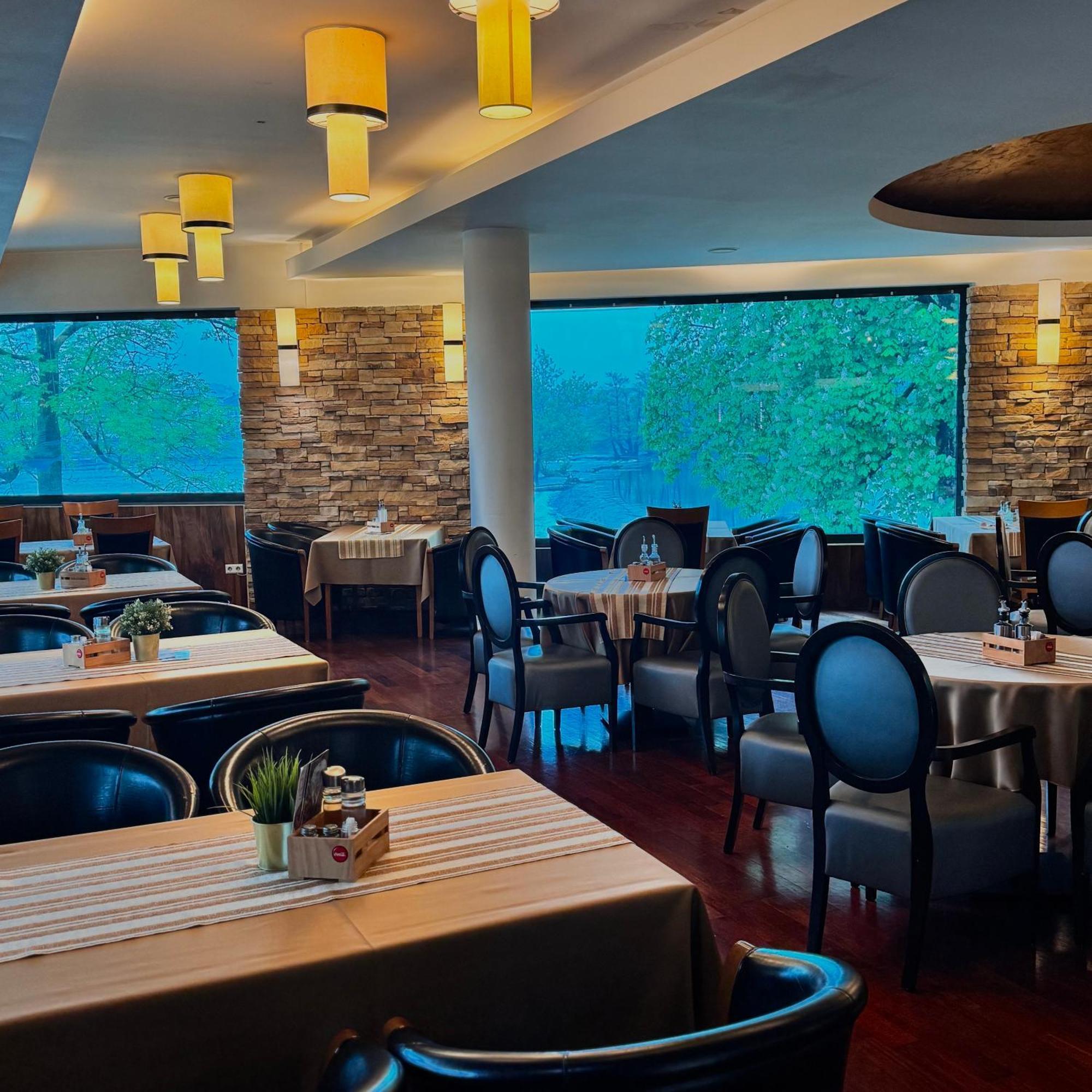 Hotel Paviljon Bihac Luaran gambar