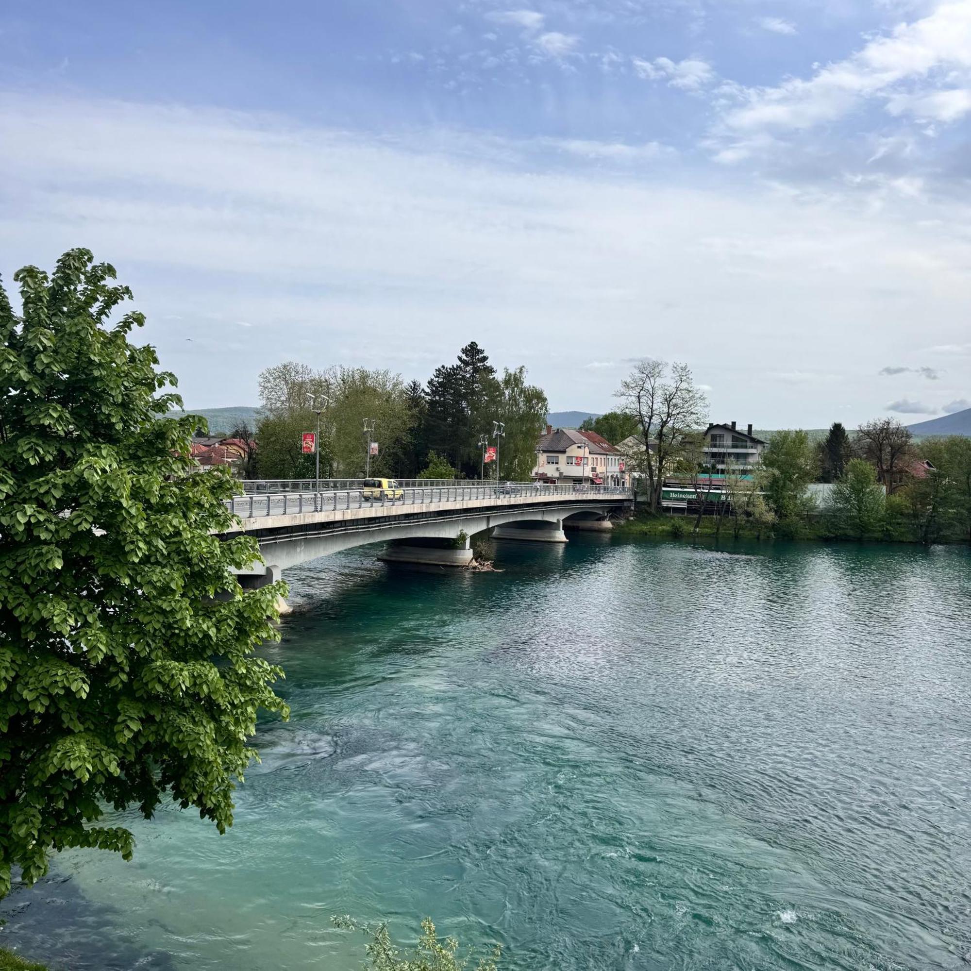 Hotel Paviljon Bihac Luaran gambar