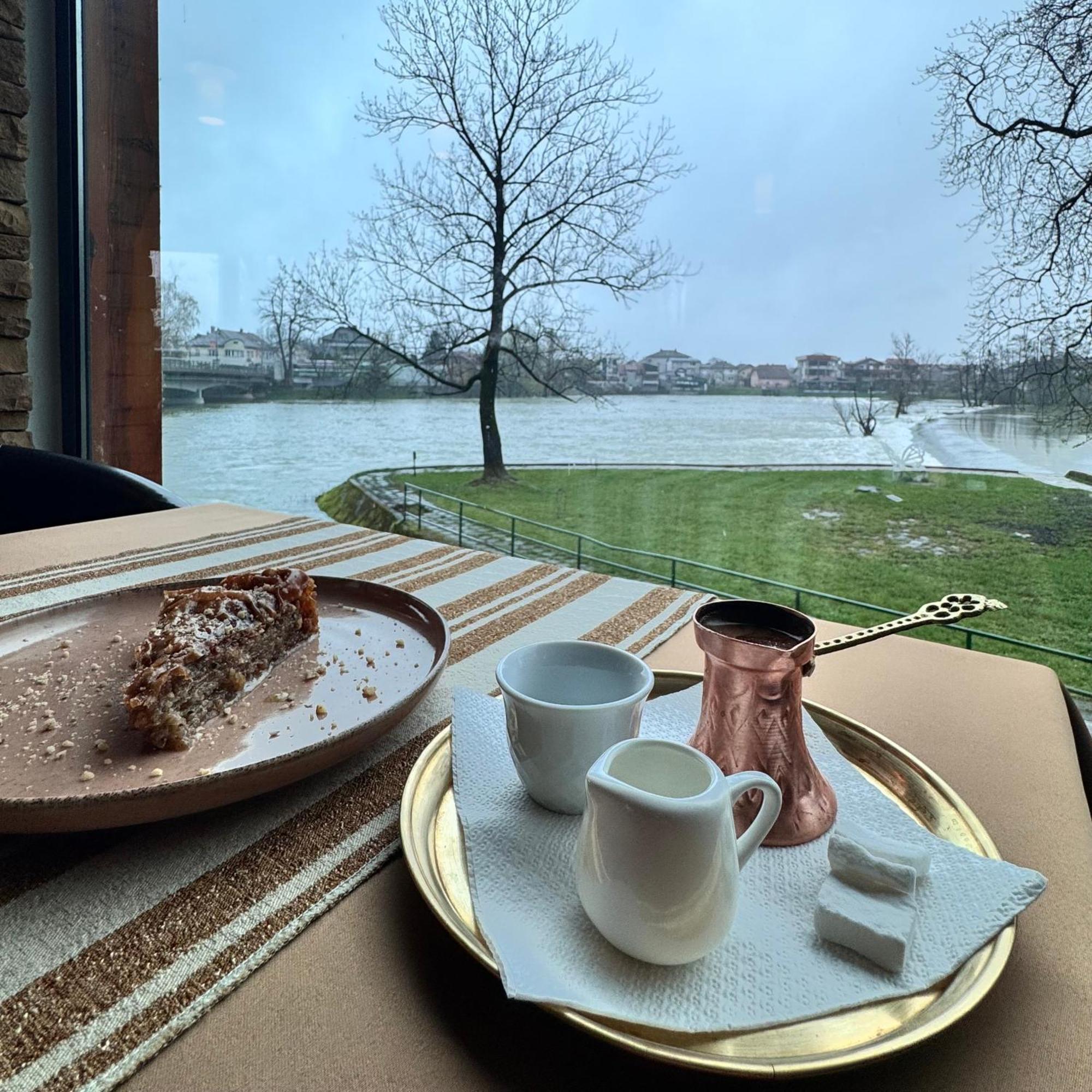 Hotel Paviljon Bihac Luaran gambar