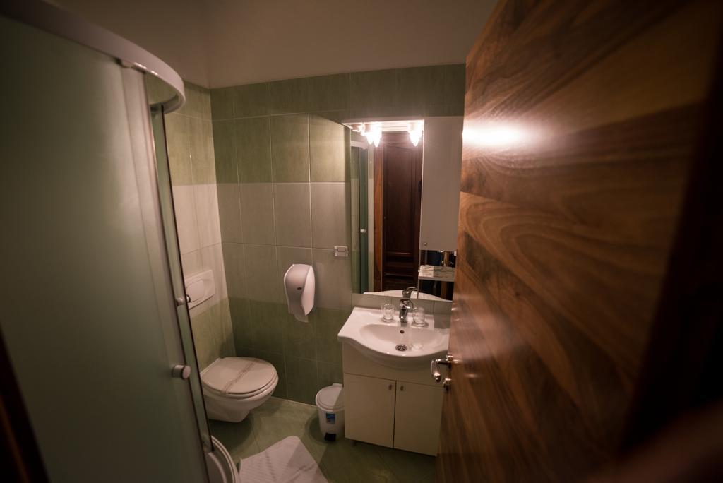Hotel Paviljon Bihac Luaran gambar