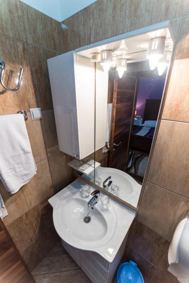 Hotel Paviljon Bihac Luaran gambar